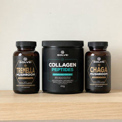 Sur une étagère : Tremella pure – gélules, Collagène COLLInstant® et Chaga pur – gélules